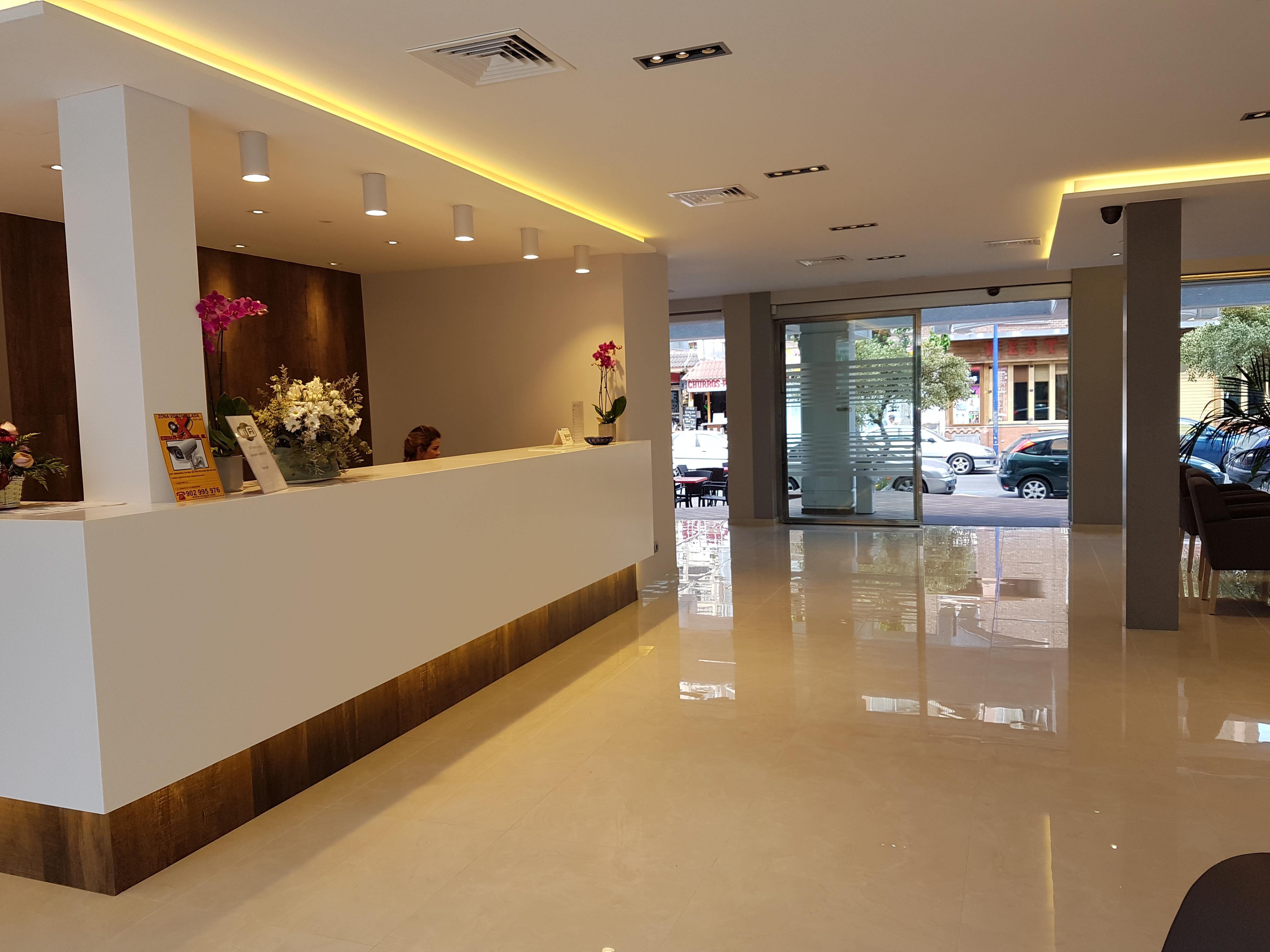 Hotel Perla Benidorm Luaran gambar