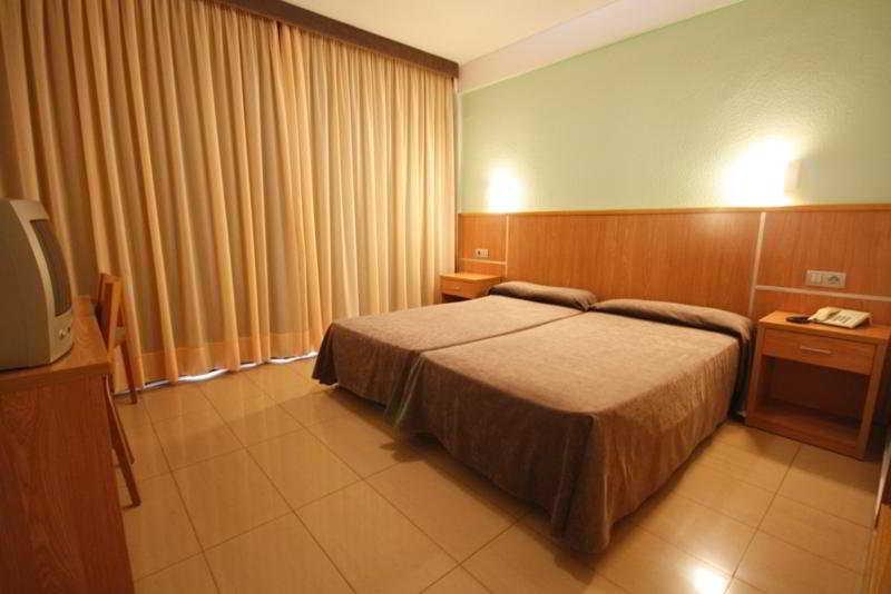 Hotel Perla Benidorm Luaran gambar