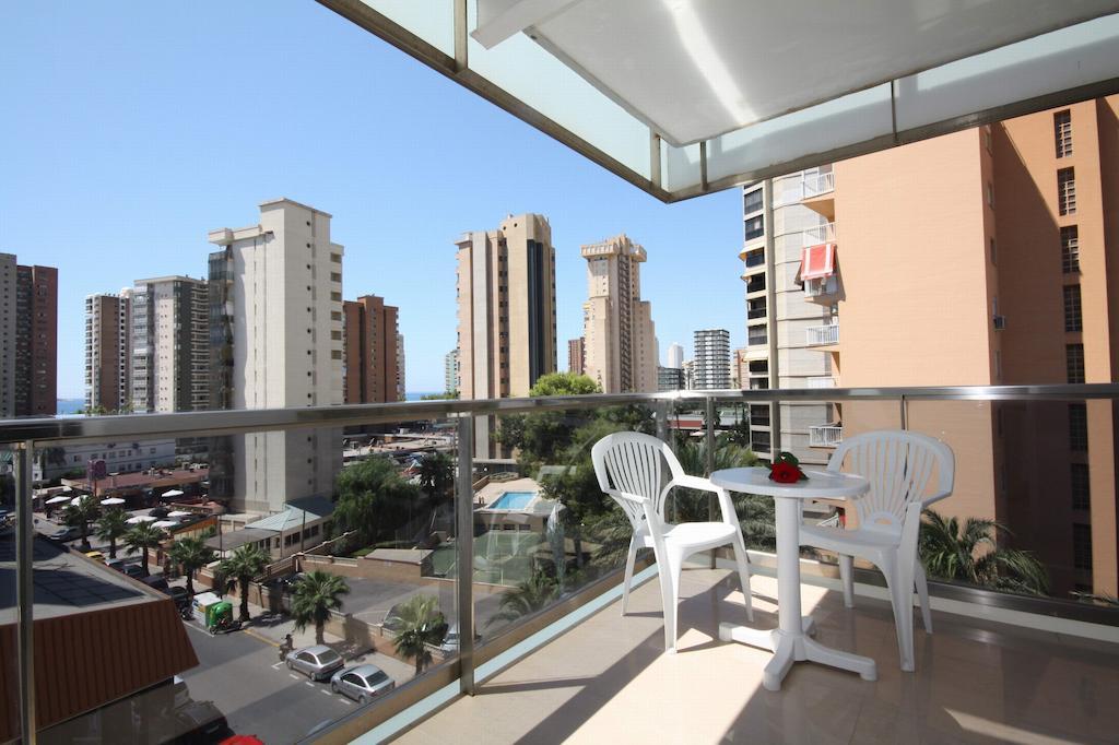 Hotel Perla Benidorm Luaran gambar